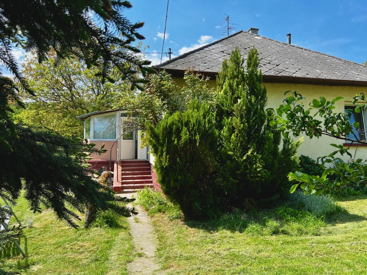Csodakertes Kishaz Balatonfuzfon Buitenkant foto
